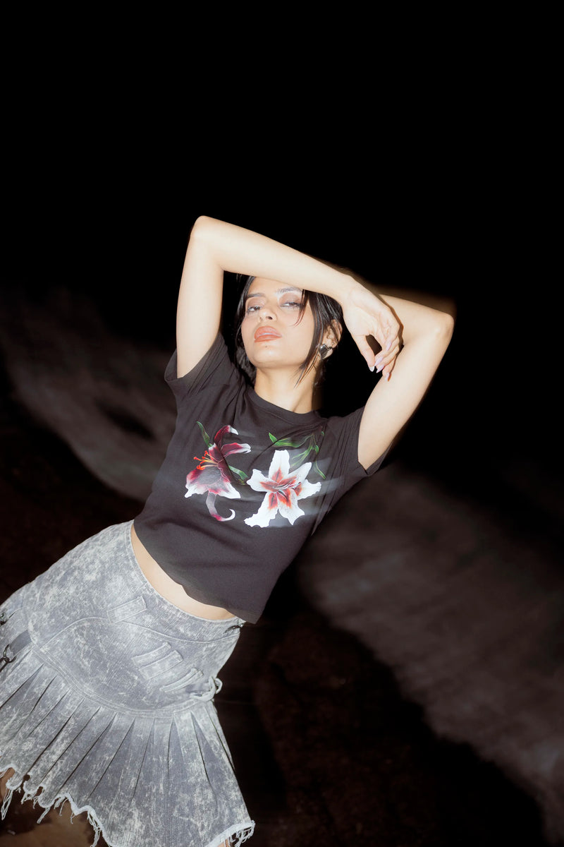 Lilith’s Lilies Tee